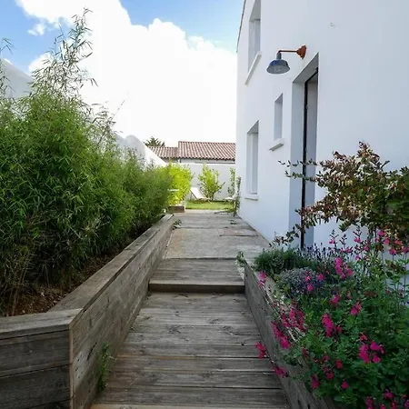 Le Refuge Du Pertuis : Logement & Jardin Independant Mer Proche Marsilly (Charente-Maritime)